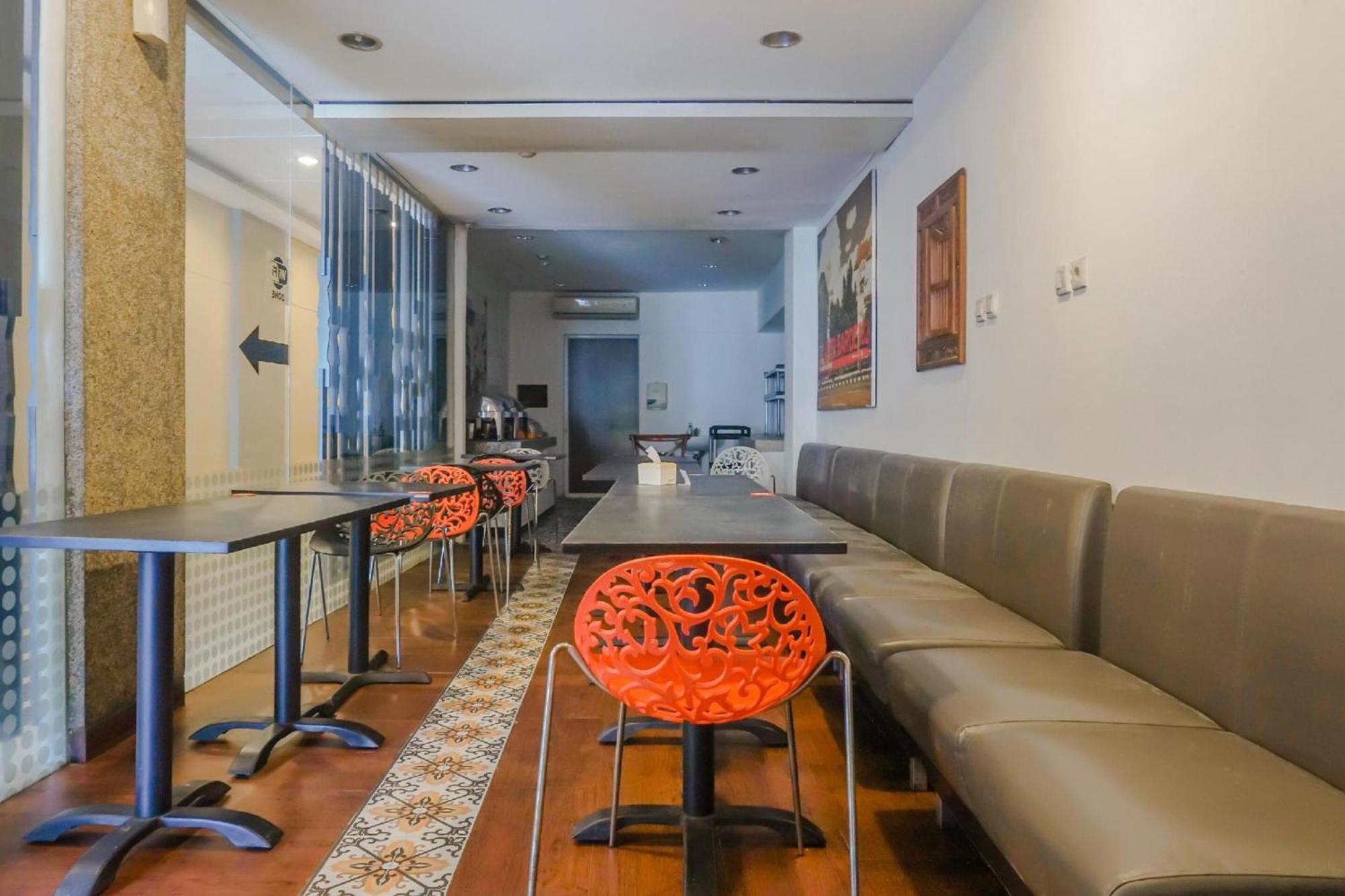 Collection O Hotel Antara จาการ์ตา ภายนอก รูปภาพ